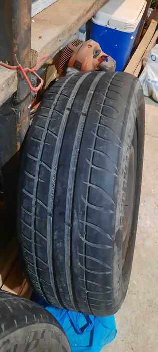 Se vând 2 jante 5x112 R15