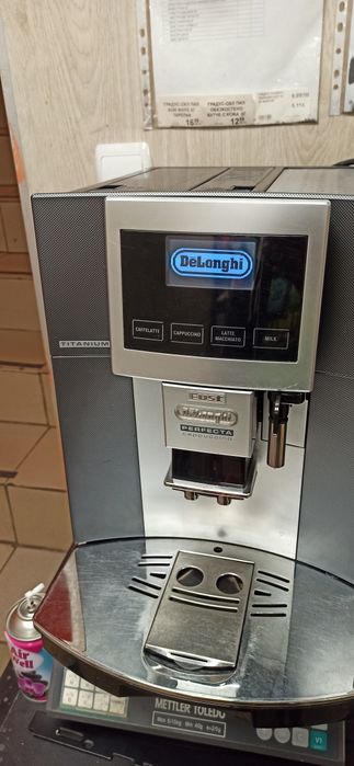 Кафе машина delonghi perfecta titanium