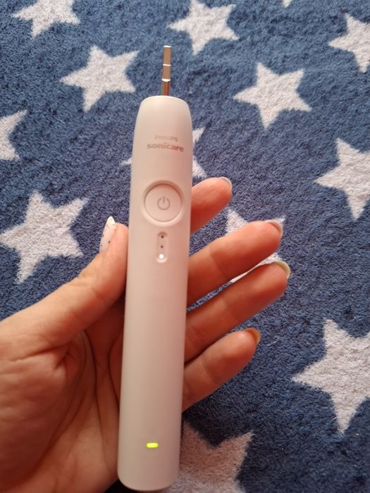 Електрическа четка за зъби Philips sonicare 3100