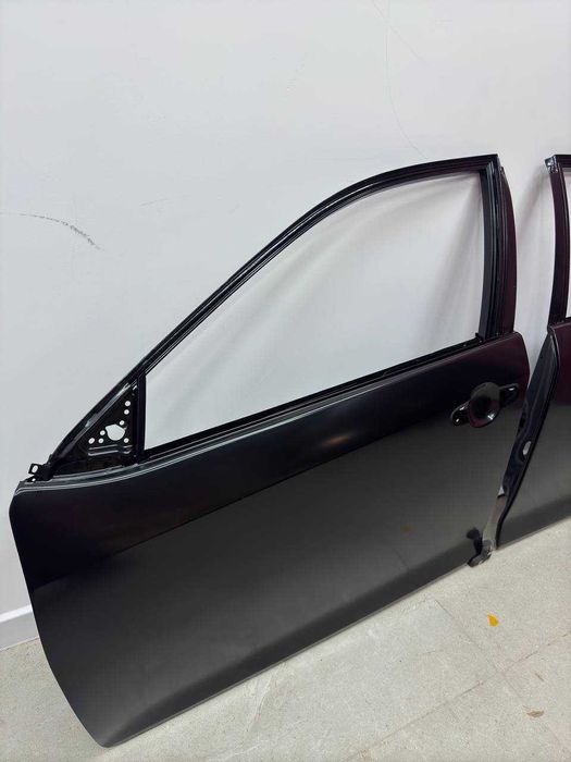 Передняя левая дверь Камри 50/55