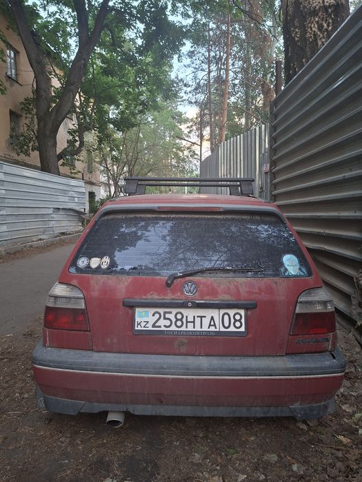 Продам голф3 мех/1.8/1992 Golf 3