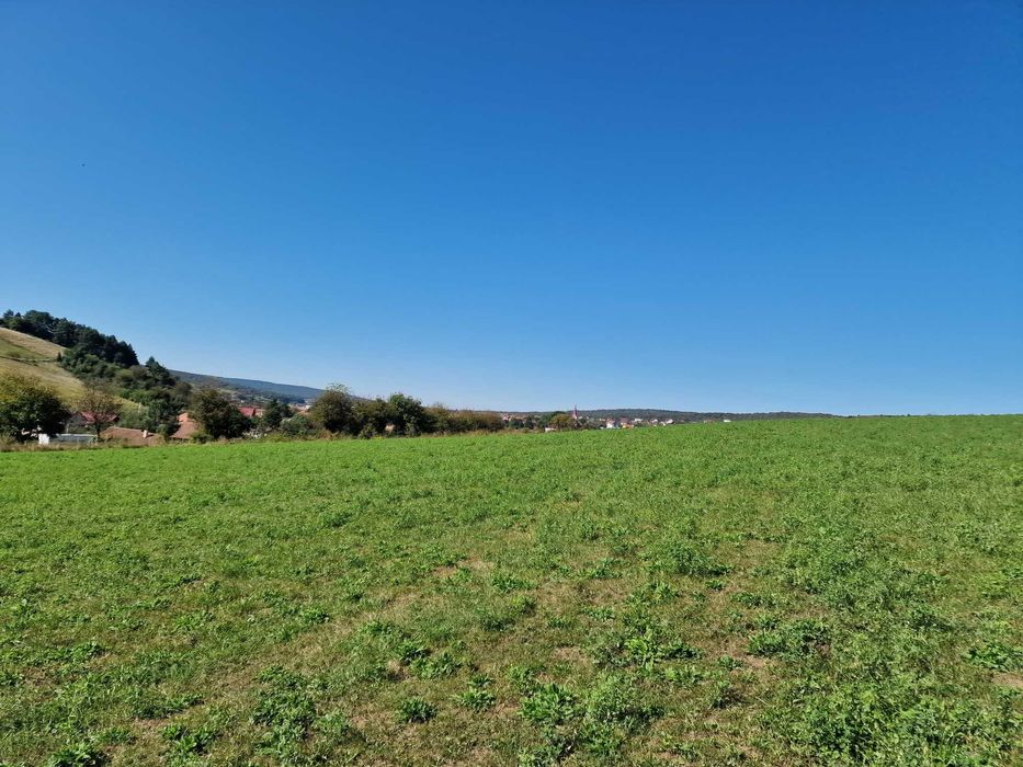 teren intravilan suprafata mare