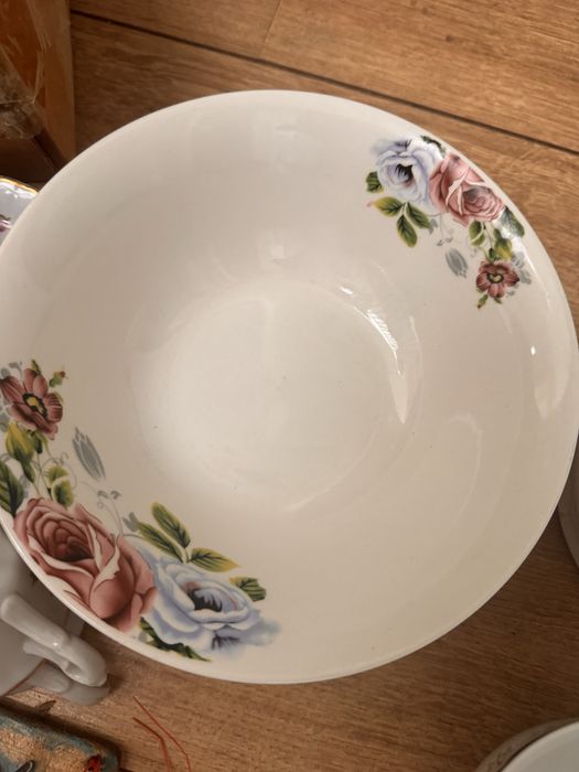 Set cani si farfurii cafea obiecte ornamentale