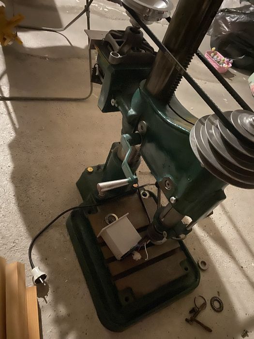 Сверлильный станок