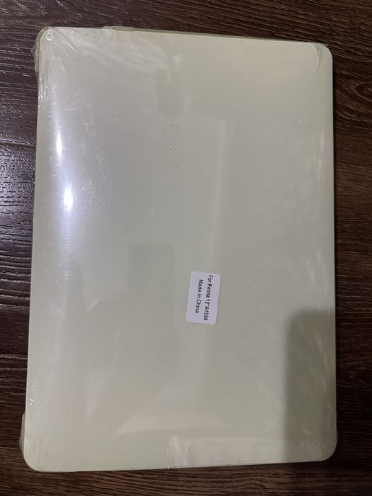Чехлы на macbook 12