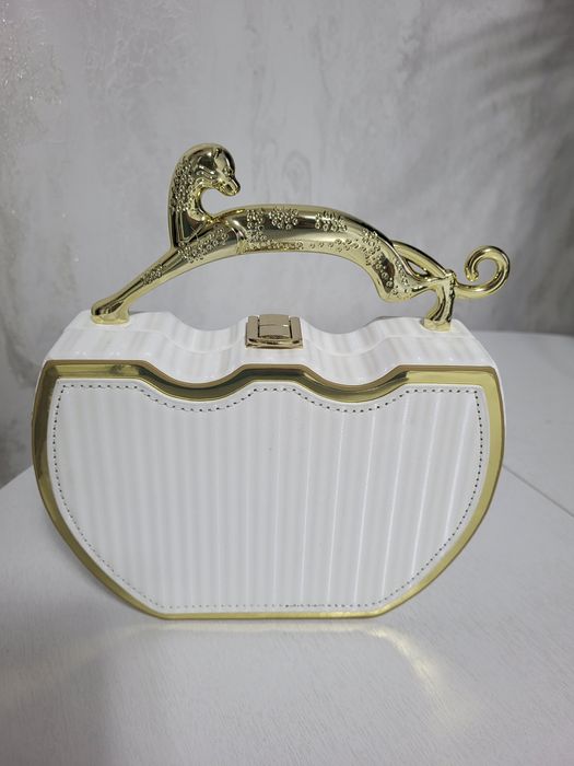 Сумочка вечерняя