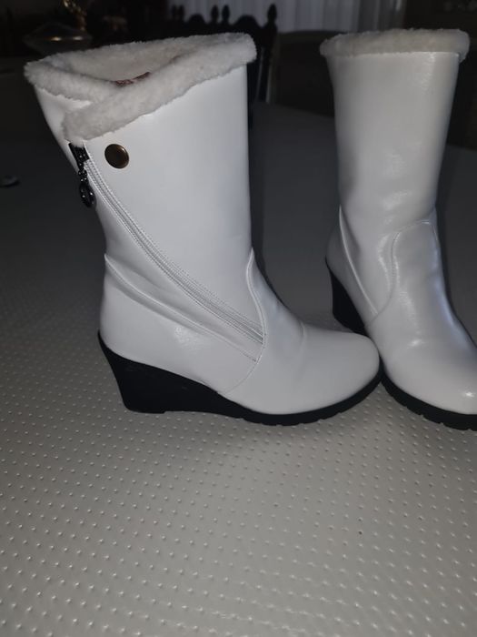Продам сапоги женские