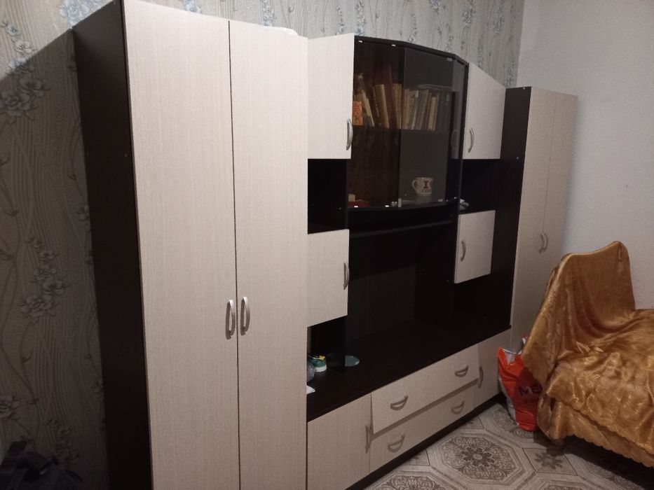 Продам Стенку в отличном состоянии