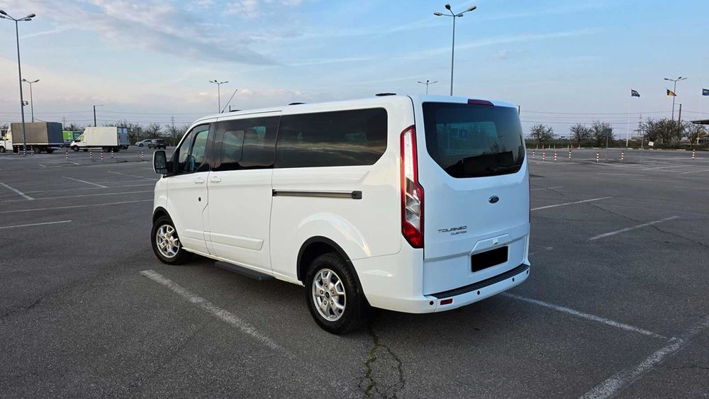 Ford Tourneo Custom 2,2 TDCI, 155 CP, 9 Locuri, 2016, Model lung
