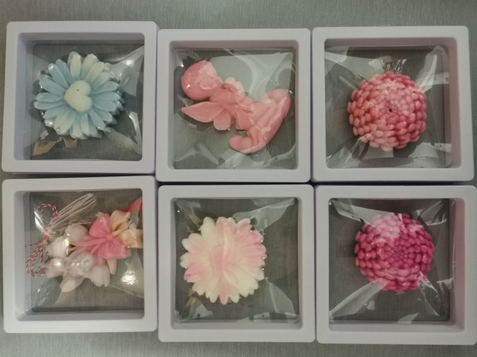 Mărțișoare parfumate din ceara de soia