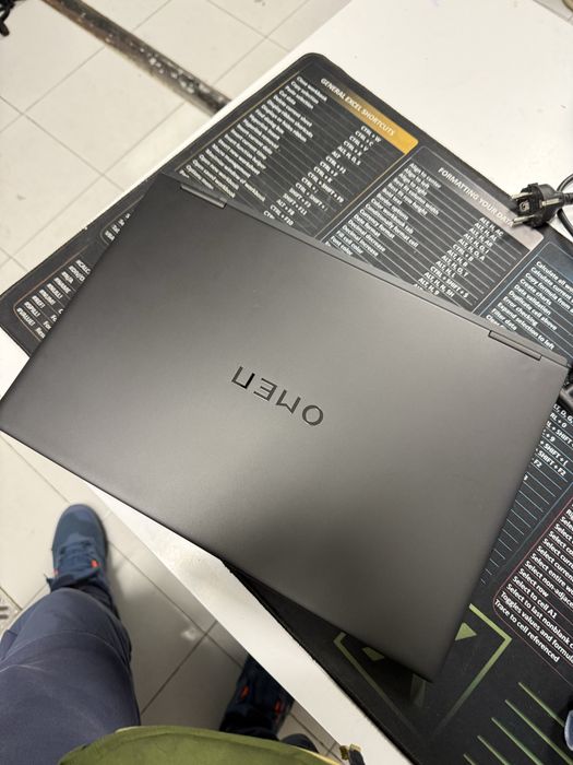 HP OMEN 16 i7-14700HX / RTX 4060 / 16GB / 512GB SSD – impecabil, ca nou