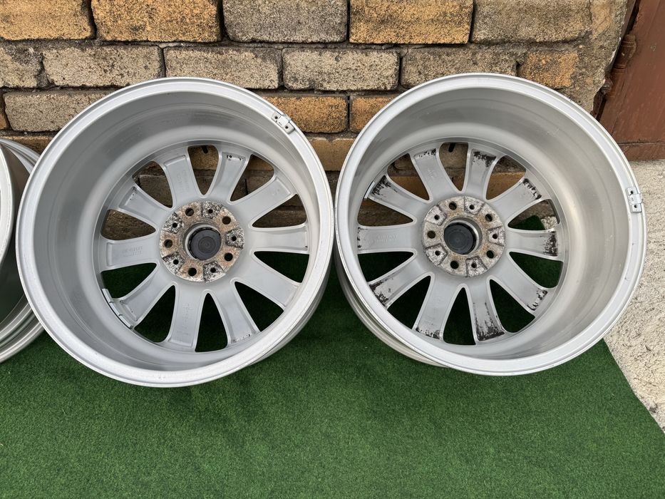 4 броя Джанти БМВ BMW Style 250 18 цола за F01 GT F07 F10 F11 e90 e84