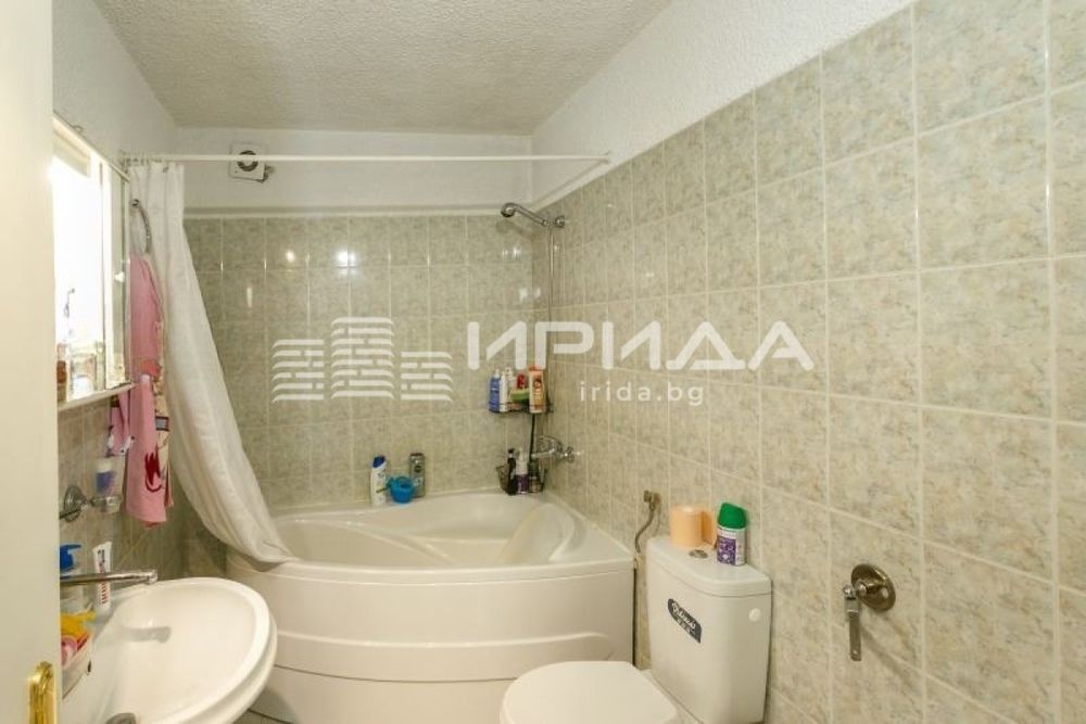 Продава се Тристаен апартамент в София, Център - 115 кв.м за 2089 €/кв.м - Снимка #4