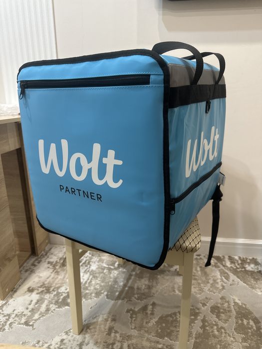 Курьерская сумка Wolt