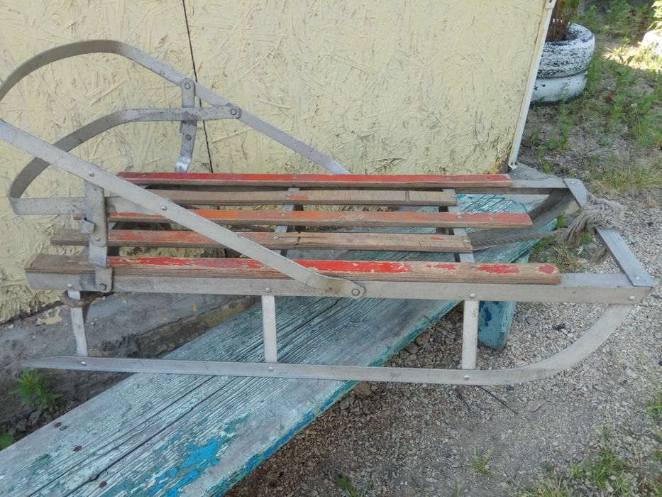 продам санки  в хорошем состоянии