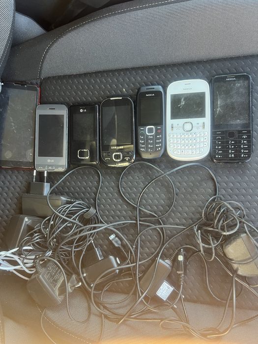 Lot 7 telefoane