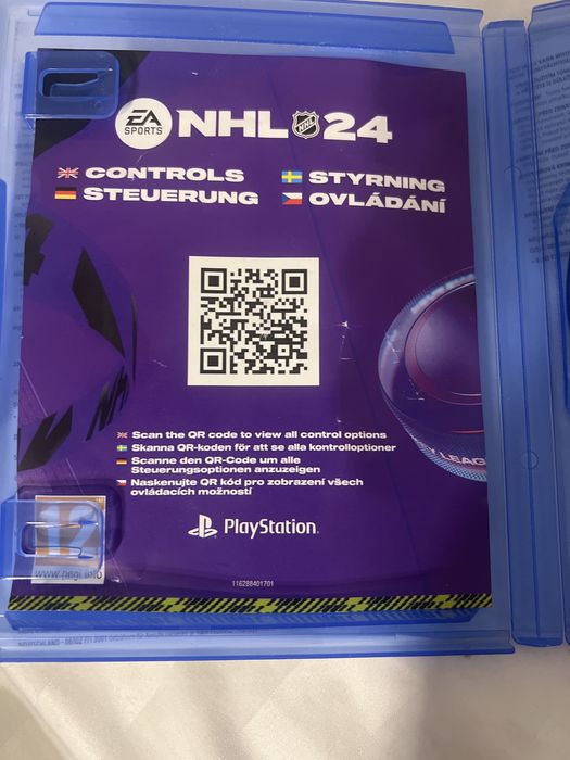 Диск NHL 24 на PS5