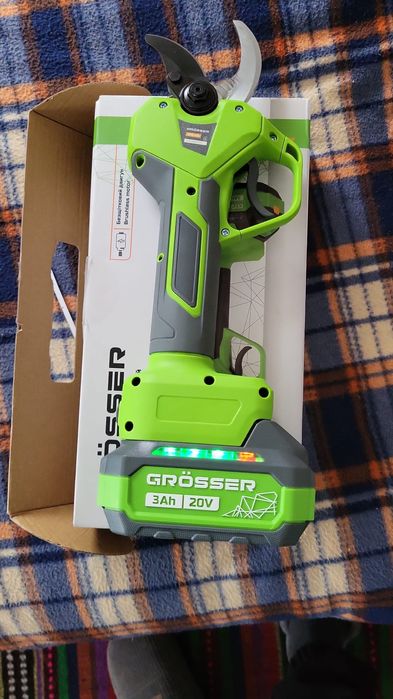 Foarfeca pomi electrica Grosser