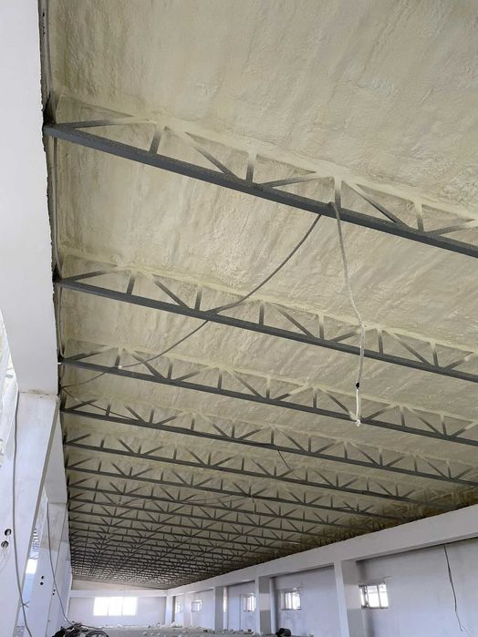 Теплоизоляция пенополиуретаном Напылением ППУ Изоляция Мансарды Кровли