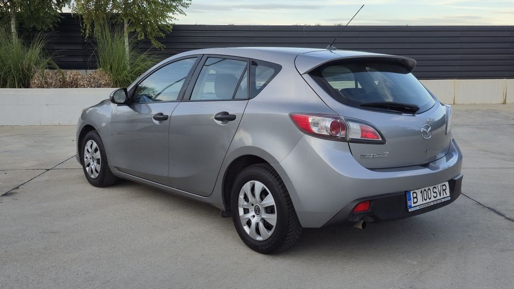 Mazda 3 ,benzina 1.6