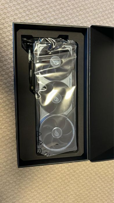 Ge Force RTX 5090 32GB