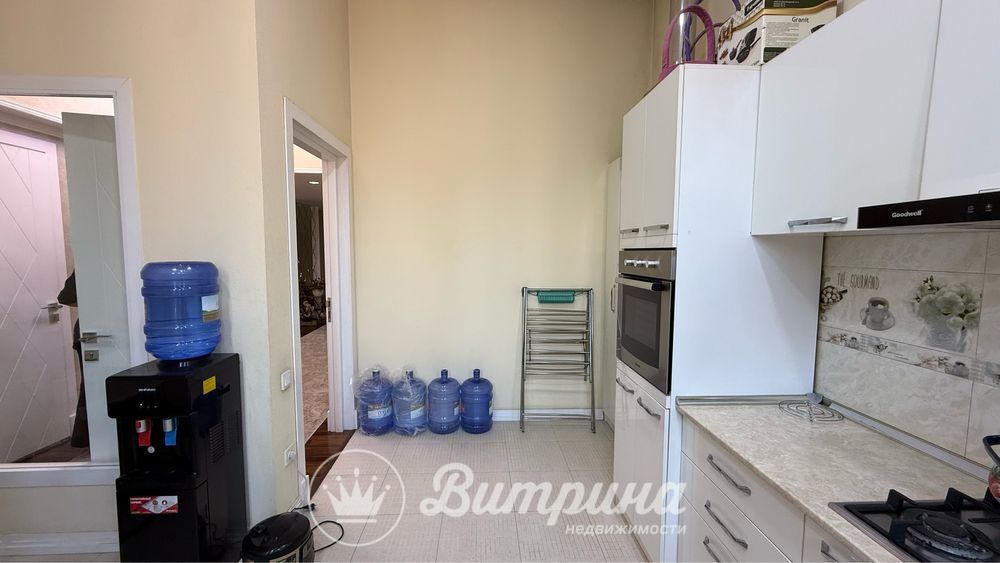 Срочная продаётся 3 комнатная+мансарда на метро Беруни, Хувайдо