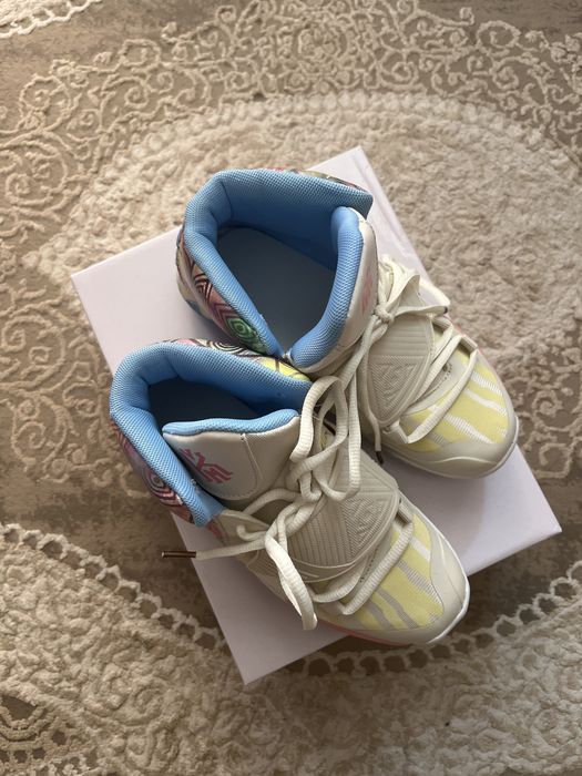 Продам детский кроссовки