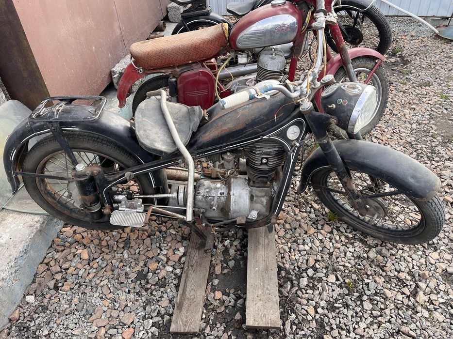Ретро мотоциклы BMW R35 SIMSON 425