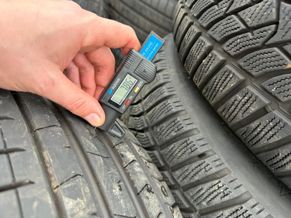 Anvelope pirelli vara  245 45 20