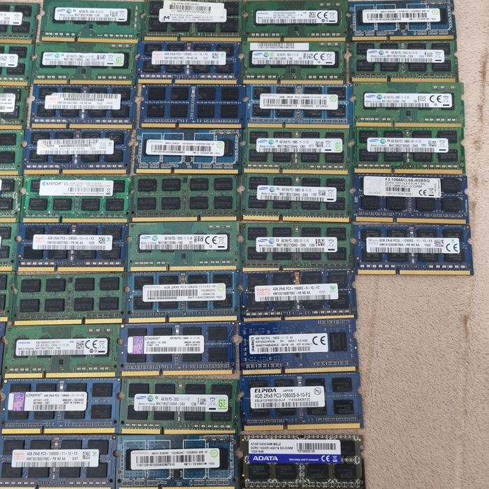 Lot 45 placute 4gb ddr3 laptop