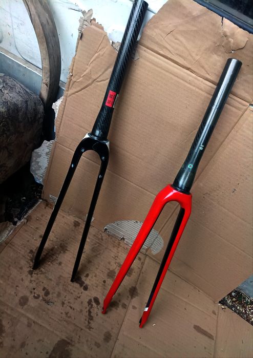 Furci carbon cursieră