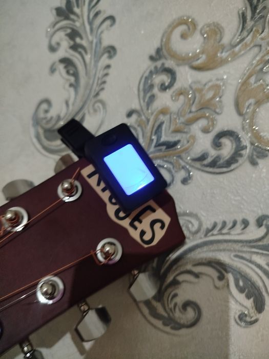 Гитара сатылады срочна!!