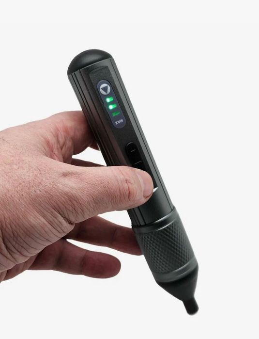 Аккумуляторная отвертка  с набором насадок 36 штук в 1