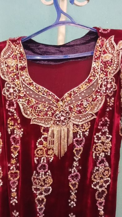 Куйлак иштон сотилади сасиаянниси жуда зур.