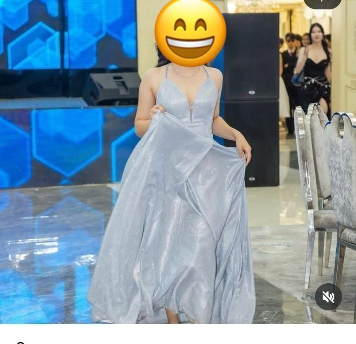 Женское вечернее платье