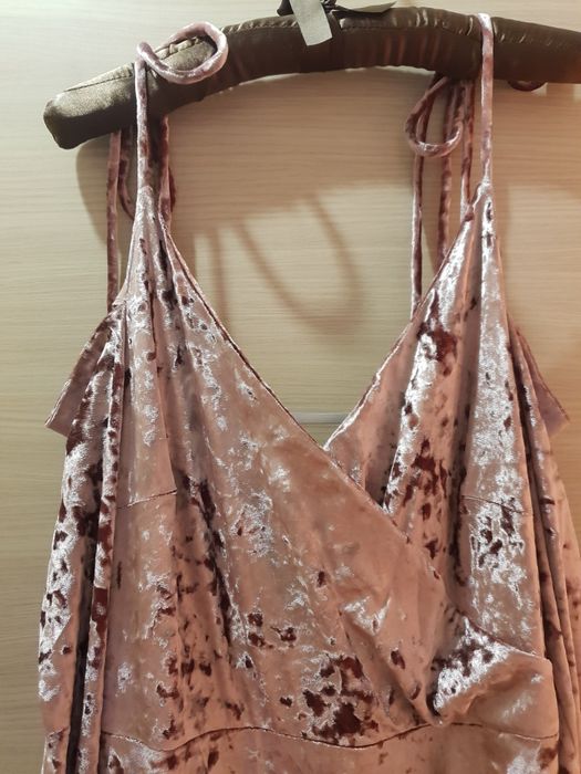 Велюровое новое платье