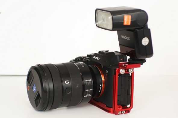 Продавам L шина за Сони А1, А7IIIS и А7 4+ стойка за закачане