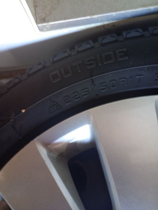 Vând 4 roti de Opel Zafira