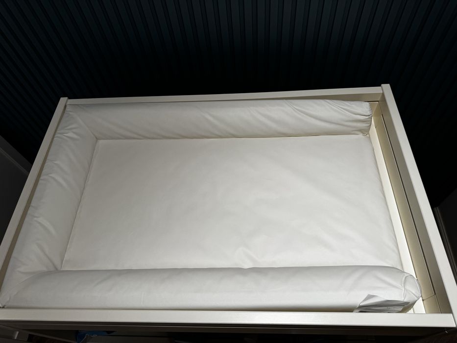 Set patut + masa de infasat IKEA