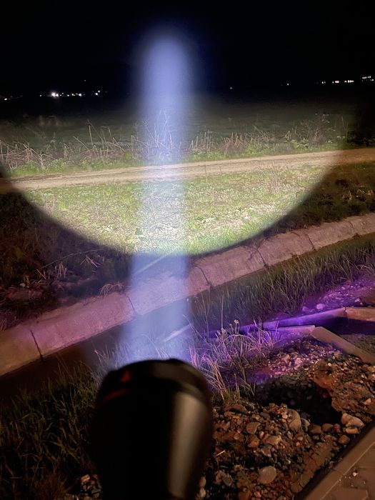 Lanterna de vanatoare sau agrement Trust Fire T90R