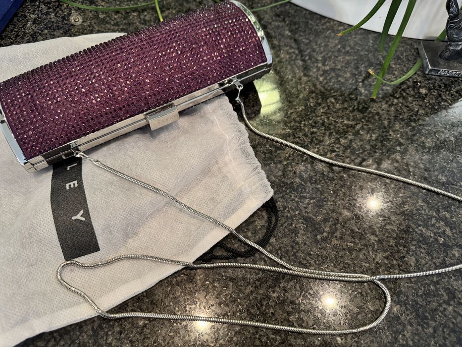 Малка дамска чанта