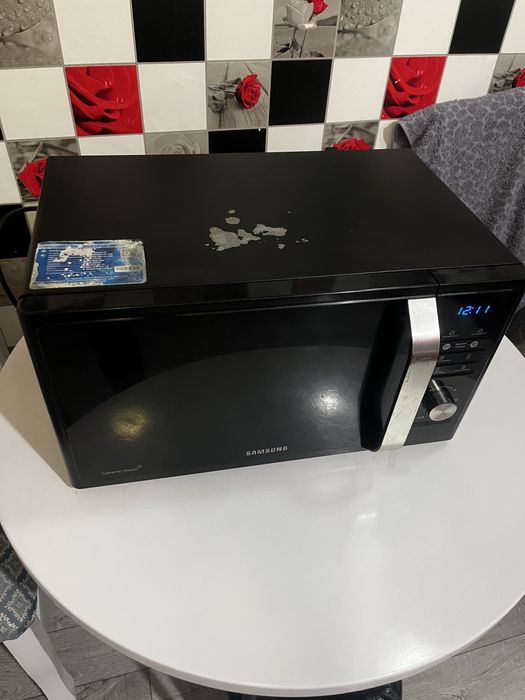 Продам микроволновку. Samsung.