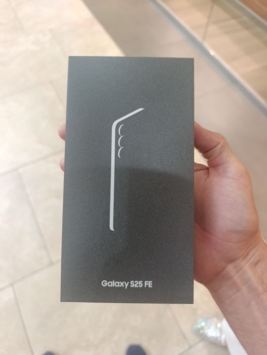 Продам Самсунг S25 FE