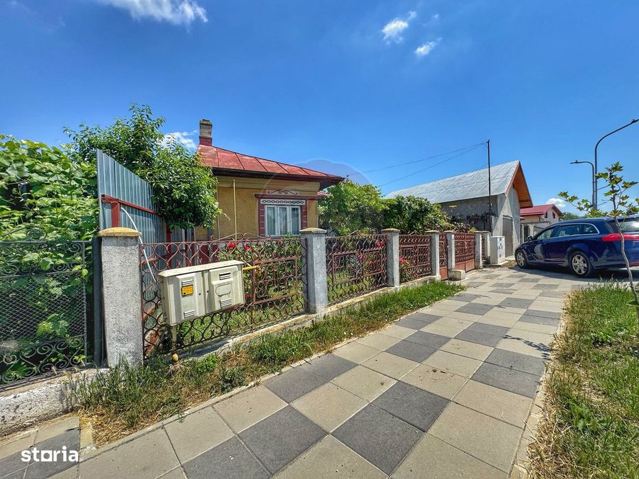 Casă batraneasca cu 3 camere-Oportunitate de Investiție in Domnesti