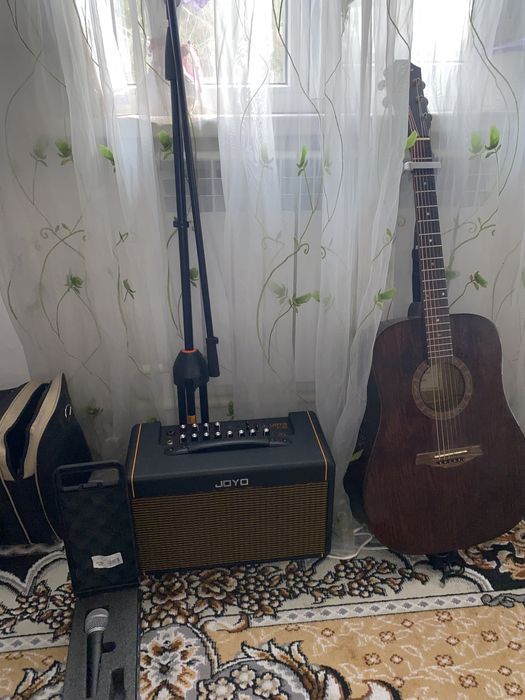 Гитара Ramis RA-C07 + Комбоусилитель Joyo AC-40S + Микрофон
