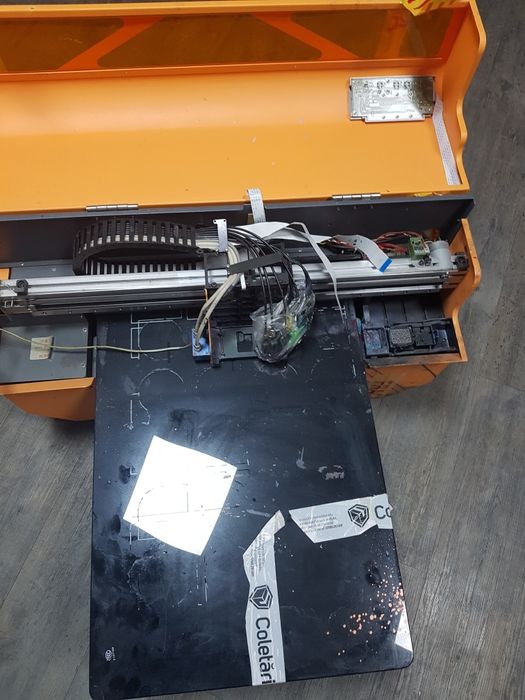 Vând 2 imprimante digitale DTG