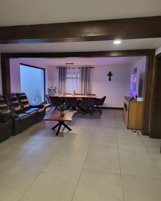 Cabana Stil Mărișel Cluj-Napoca ,jacuzzi , sauna .