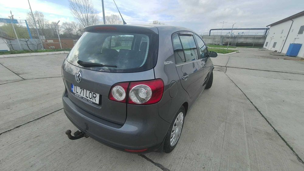 Vând golf 5 plus