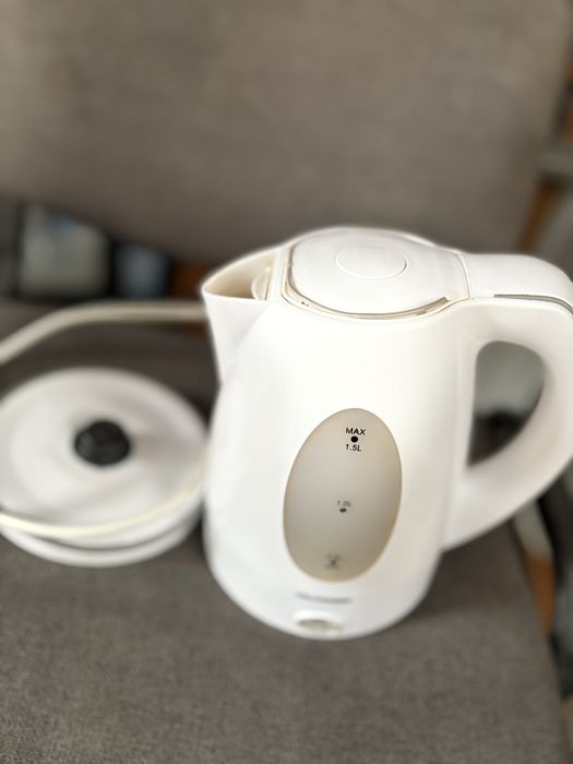 Fierbator Heinner Instant-47, 2200 W, 1.5 l, alb