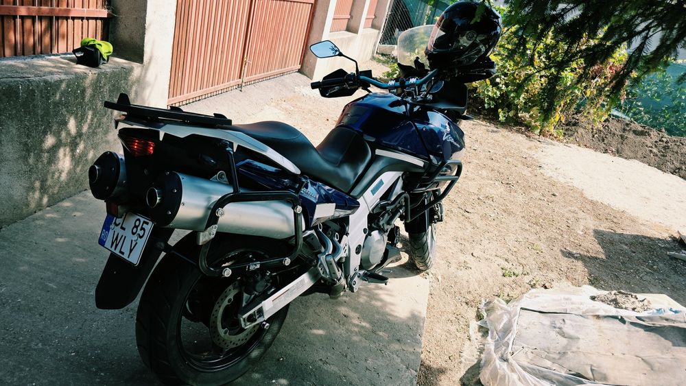 Suzuki v-strom dl 1000 vând sau schimb